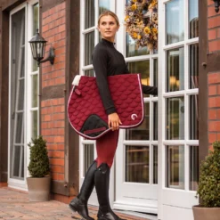 Horze Geneva Vielseitigkeitsschabracke Mit Kunstfell 22 Horze Geneva Vielseitigkeitsschabracke Mit Kunstfell -Weatherbeeta Shop 17426 MWRE 4