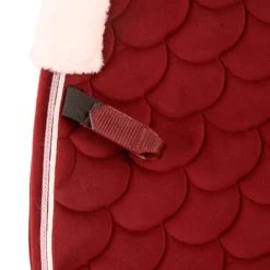 Horze Geneva Vielseitigkeitsschabracke Mit Kunstfell 23 Horze Geneva Vielseitigkeitsschabracke Mit Kunstfell -Weatherbeeta Shop 17426 mwre 02