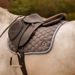 Horze Navajo Vielseitigkeitsschabracke -Weatherbeeta Shop 17442 060 05