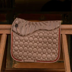 Horze Kenya Dressurschabracke -Weatherbeeta Shop 17454 753 06