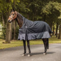 Horze Avalanche High Neck Weidedecke, 150g -Weatherbeeta Shop 24087 590 07