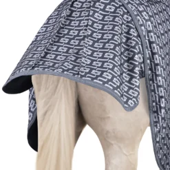 Horze Avalanche Weidedecke Mit Festem Halsteil, 150g -Weatherbeeta Shop 24089 590 03