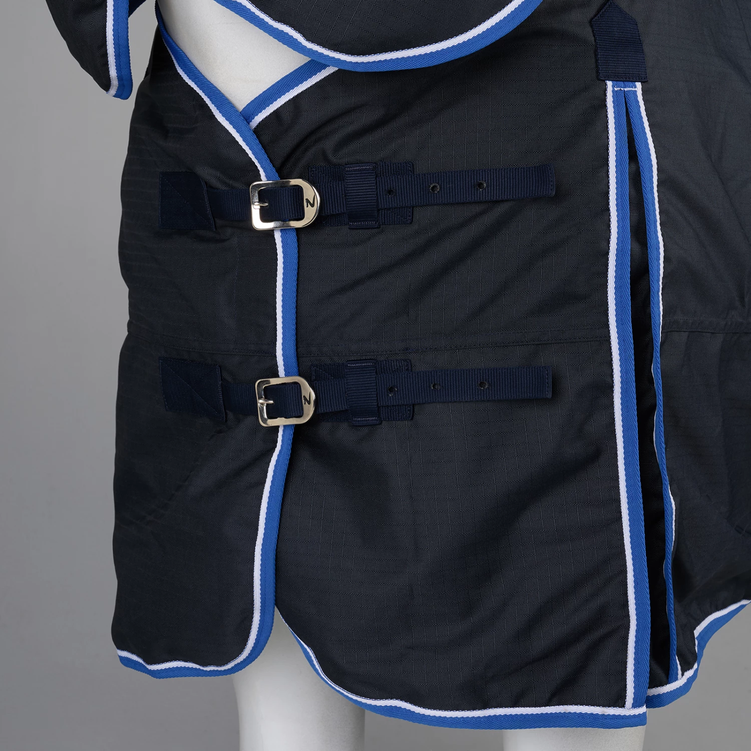 Horze Glasgow Leichte Regendecke Mit Halsteil 5 Horze Glasgow Leichte Regendecke Mit Halsteil – Bild 3