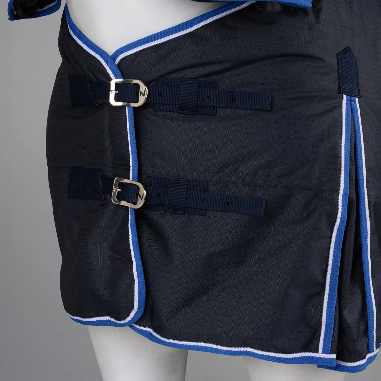 Horze Glasgow Regendecke Mit Halsteil, 400g 5 Horze Glasgow Regendecke Mit Halsteil, 400g – Bild 3