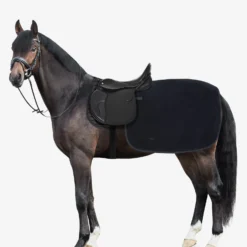 Horze Noir Fleece Ausreitdecke -Weatherbeeta Shop 24664 VDB 1