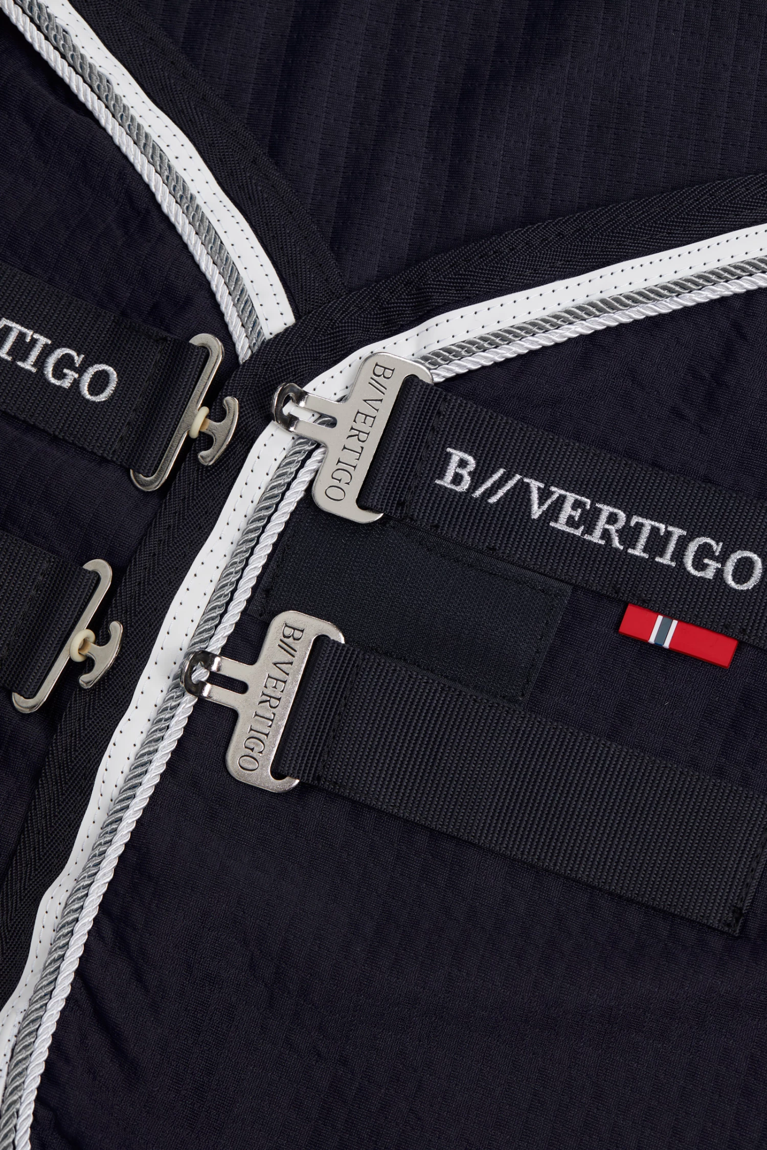 B Vertigo Cameron Funktionsdecke 4 B Vertigo Cameron Funktionsdecke – Bild 2