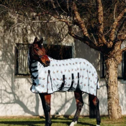 Horze Defender Fliegendecke Mit Festem Halsteil Und Bauchlatz -Weatherbeeta Shop 24843 wh fly 04