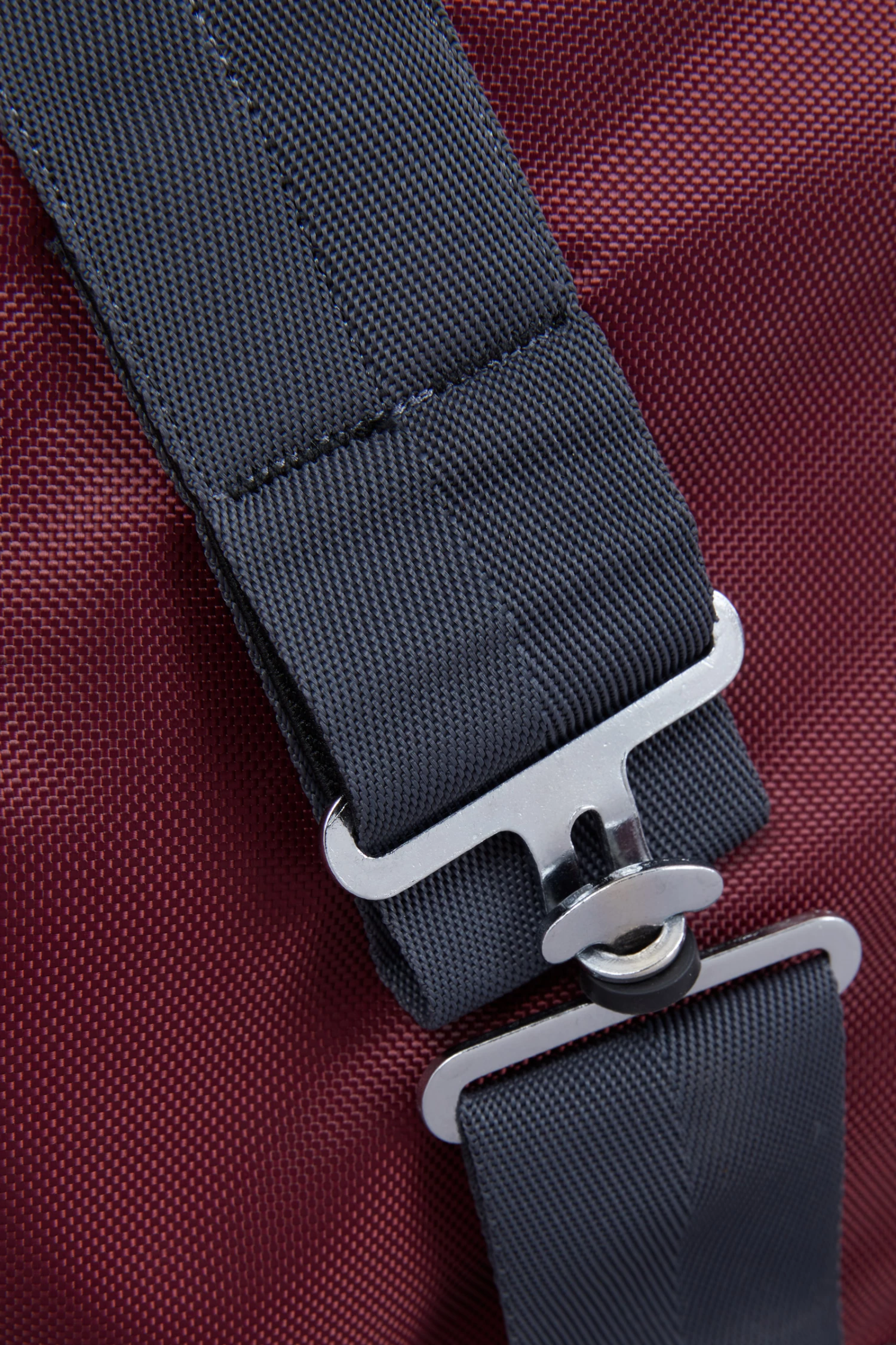 Horze 840D Regendecke Mit Festem Halsteil, 200g 5 Horze 840D Regendecke Mit Festem Halsteil, 200g – Bild 3