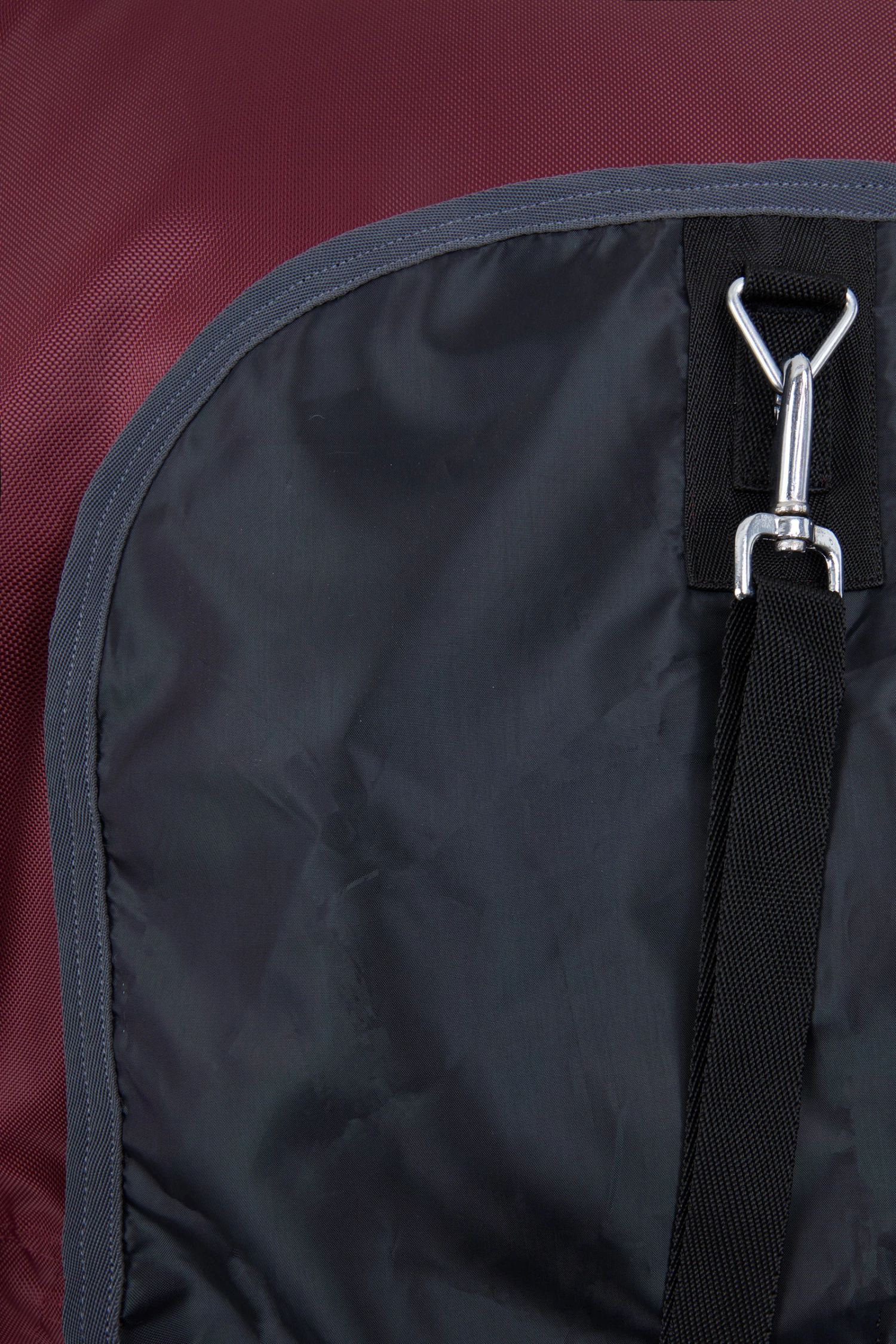 Horze 840D Regendecke Mit Festem Halsteil, 200g 6 Horze 840D Regendecke Mit Festem Halsteil, 200g – Bild 4