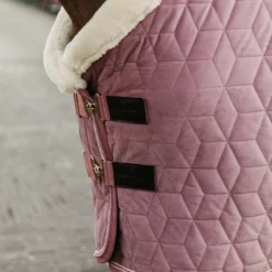 Kentucky Horsewear Velvet Turnierdecke, 160g 39 Kentucky Horsewear Velvet Turnierdecke, 160g -Weatherbeeta Shop 336617 RRPI 5