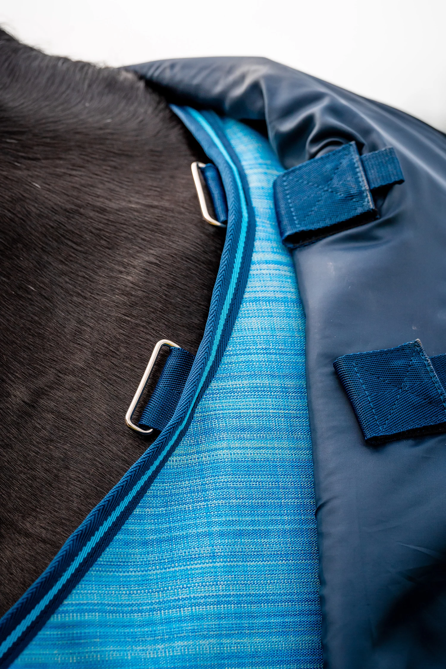 Horseware Amigo Hero 900 Revive Plus Weidedecke Inkl. Abnehmbarem Halsteil, 50g 8 Horseware Amigo Hero 900 Revive Plus Weidedecke Inkl. Abnehmbarem Halsteil, 50g – Bild 6