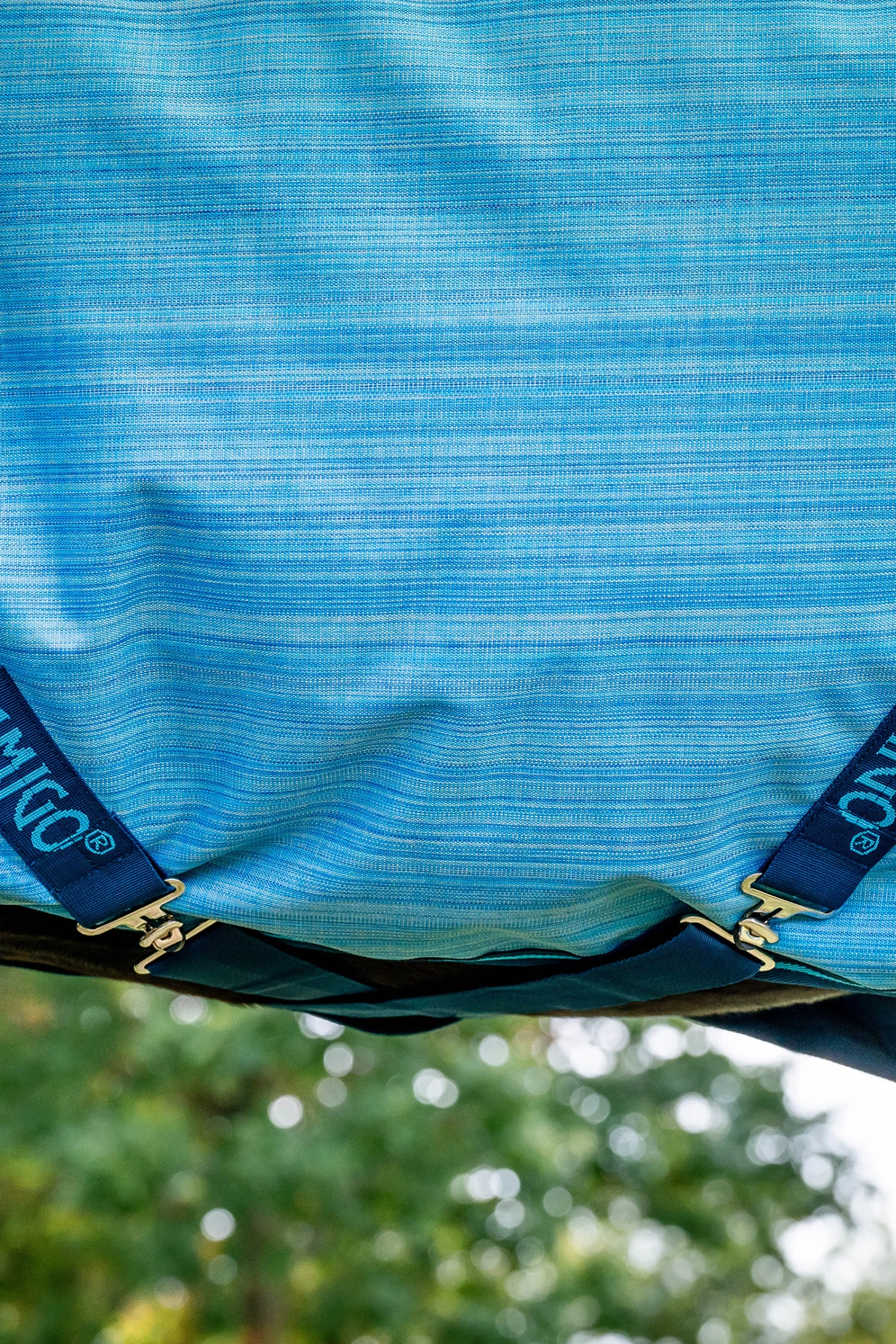 Horseware Amigo Hero 900 Revive Plus Weidedecke Inkl. Abnehmbarem Halsteil, 50g 11 Horseware Amigo Hero 900 Revive Plus Weidedecke Inkl. Abnehmbarem Halsteil, 50g – Bild 9